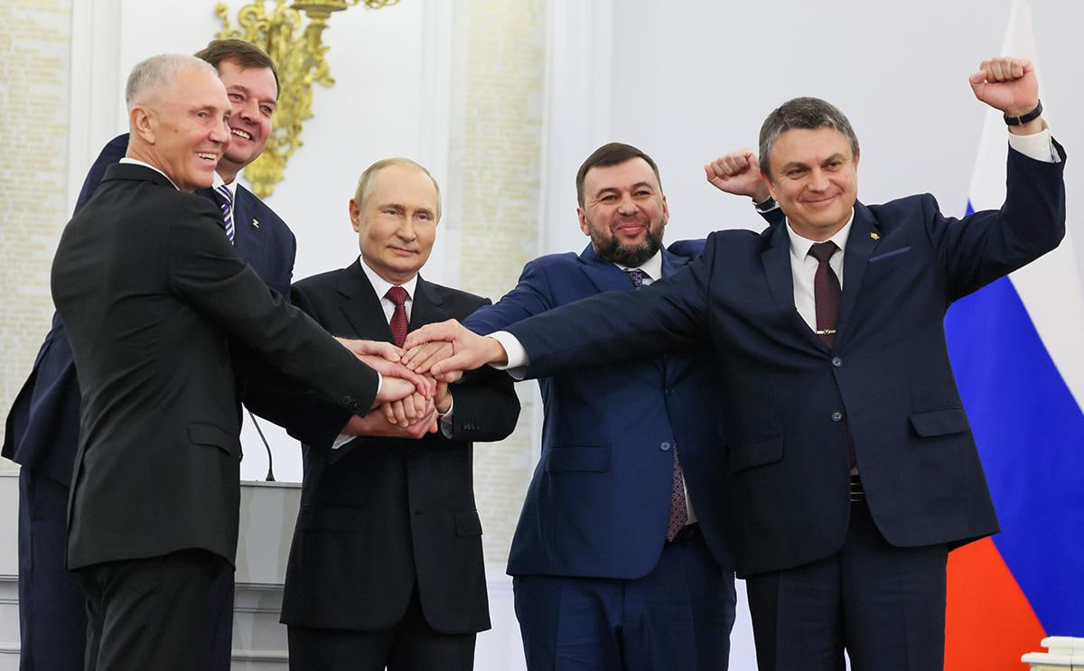 Страна отметила годовщину воссоединения новых регионов с Россией - фото 2