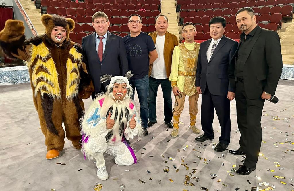 Начались гастроли Государственного цирка Якутии по Средней Азии - фото 4