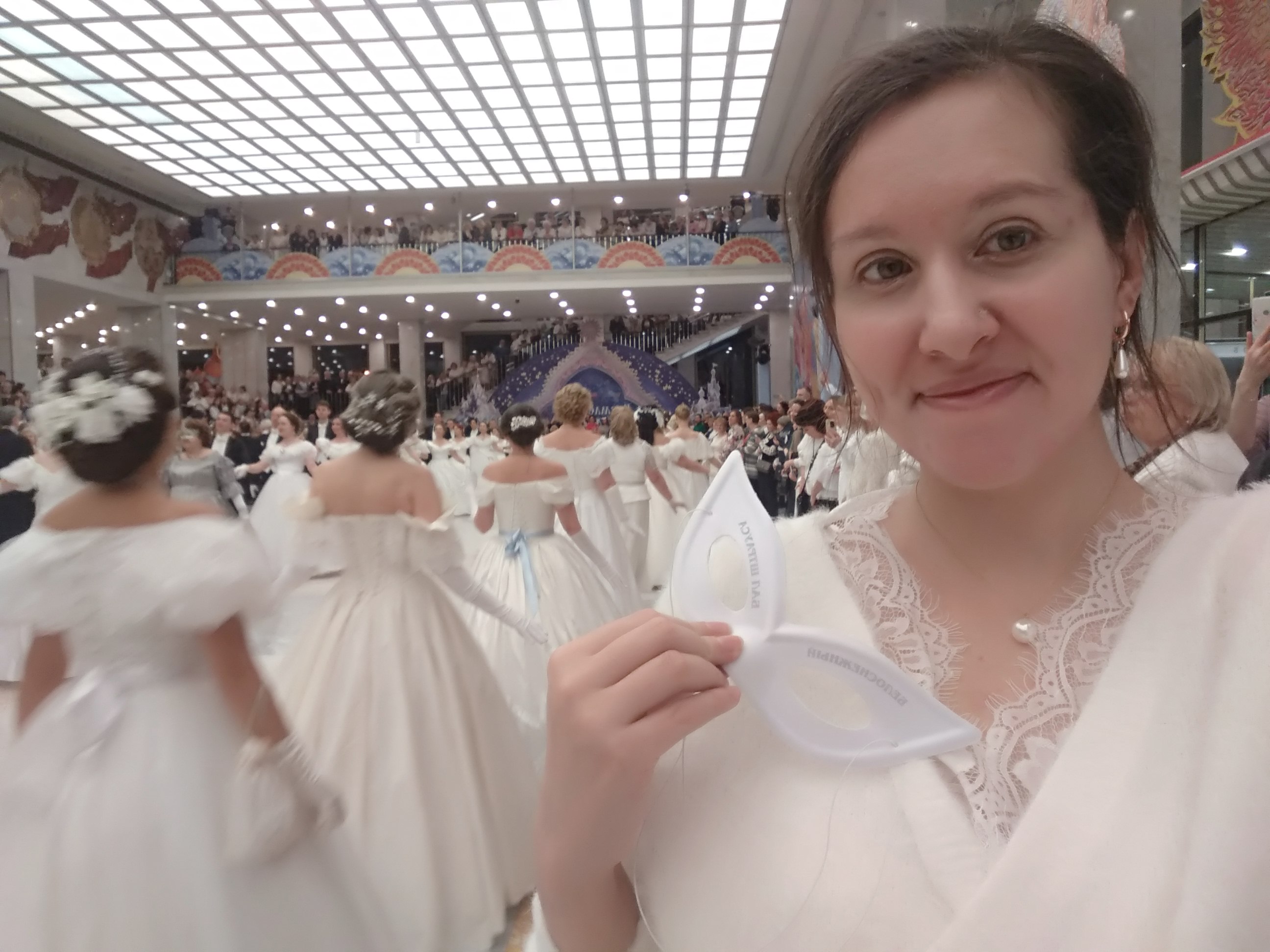 «Белоснежный бал» в Кремлевском дворце возрождает традиции старинного бального танца   - фото 7