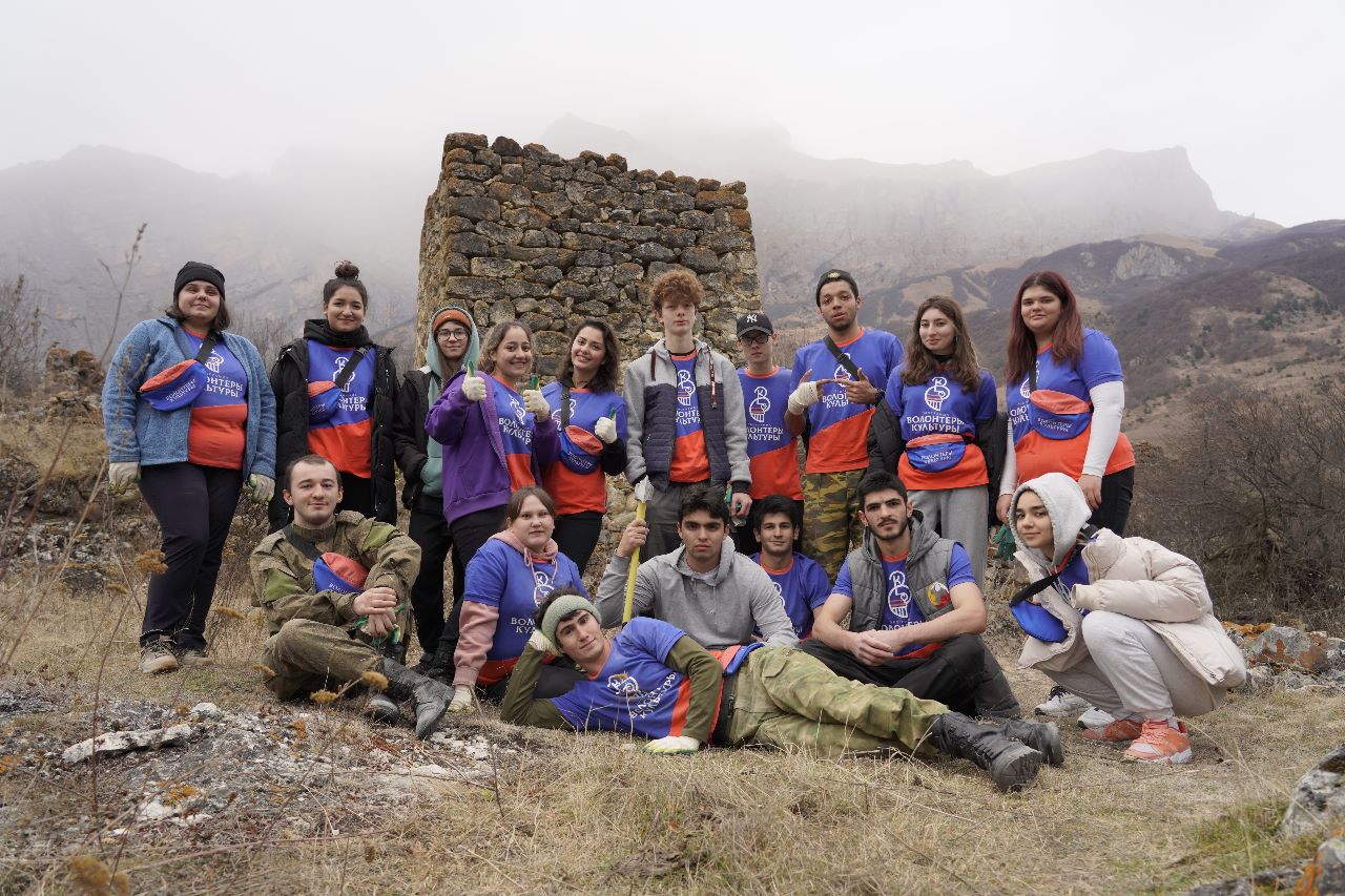 Волонтеры культуры республики Северная Осетия-Алания помогли сохранить сторожевую башню Агнаевых - фото 5
