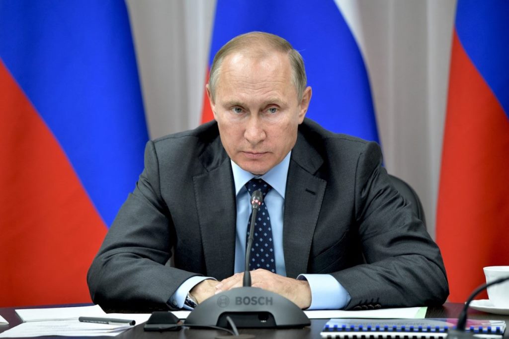 Президент поручил до 31 марта перевести на рубли расчеты за газ с недружественными странами - фото 1