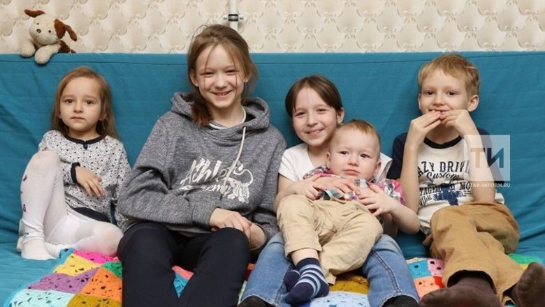 Дополнительные выплаты семьям с детьми утверждены в правительстве РФ - фото 1