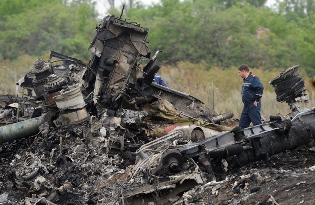 За три недели до суда в Нидерландах установили, что в районе крушения MH17 не было ни одного комплекса "Бук" - фото 1