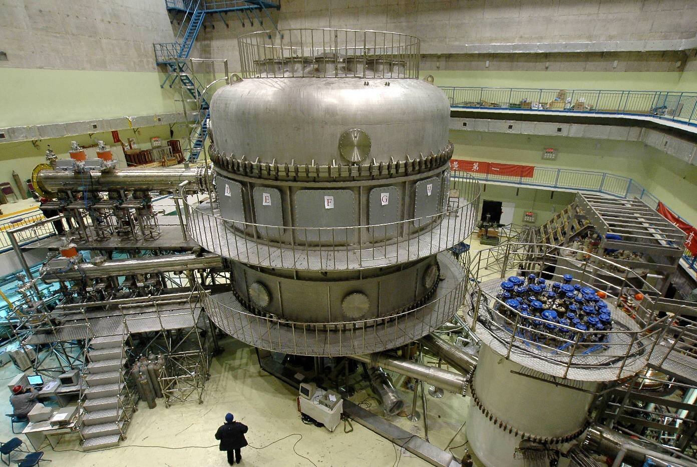 Гибрид ядерного и термоядерного реакторов разрабатывают в России - фото 1