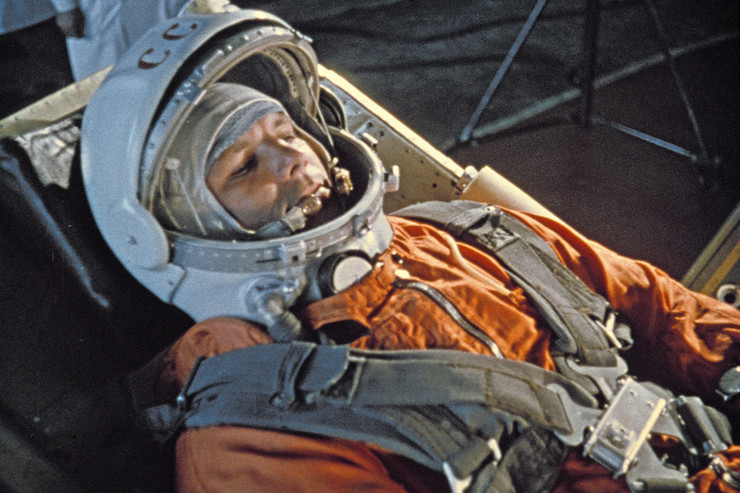 Знаете, каким он парнем был? Сегодня – День Рождения первого космонавта Земли Юрия Гагарина - фото 2