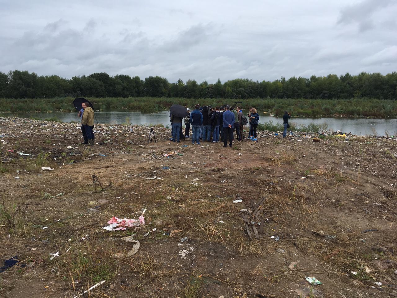 Активисты ОНФ выявили нарушения на мусороперегрузочной станции вблизи  аэропорта Жуковский в Подмосковье - фото 4