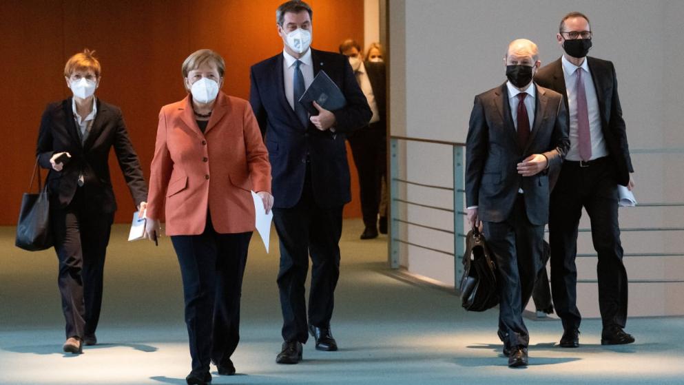 Германия вводит самый жесткий карантин за всю историю страны - фото 1