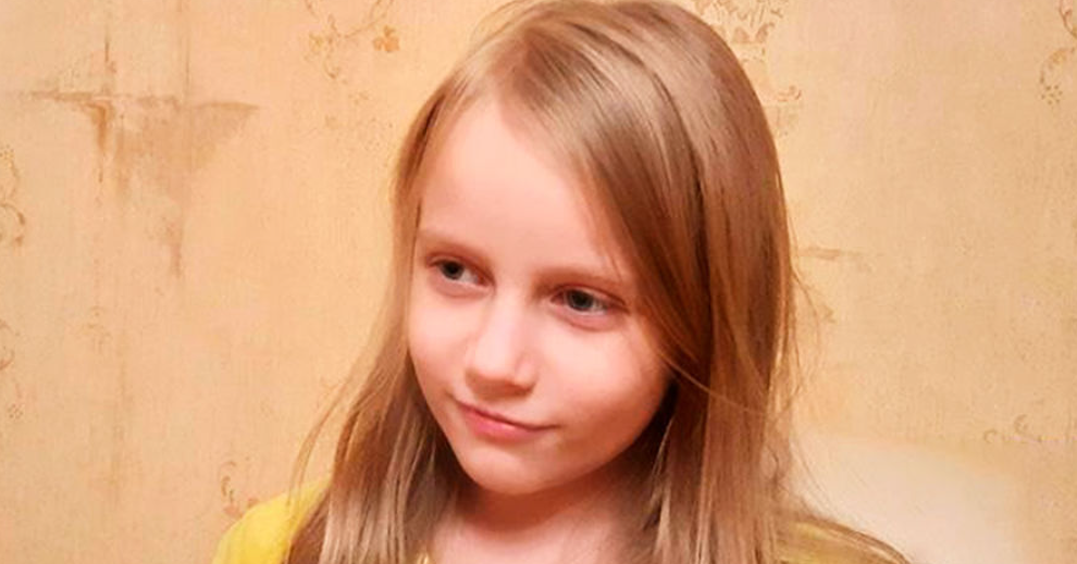 Школьница из Москвы Алиса Теплякова в восемь лет сдала ЕГЭ и получила аттестат за 11 класс - фото 1