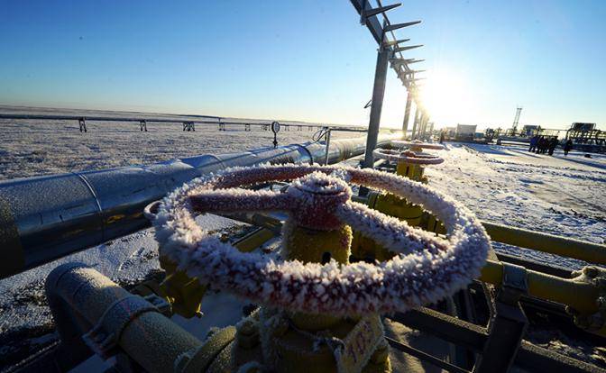 Скоро Новый год, и, по традиции, на газовом фронте России штормит от Украины до ЕС - фото 1