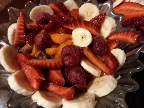 Эко-кулинария: фруктово-ягодный салат «Фейерверк вкуса»  - фото 2