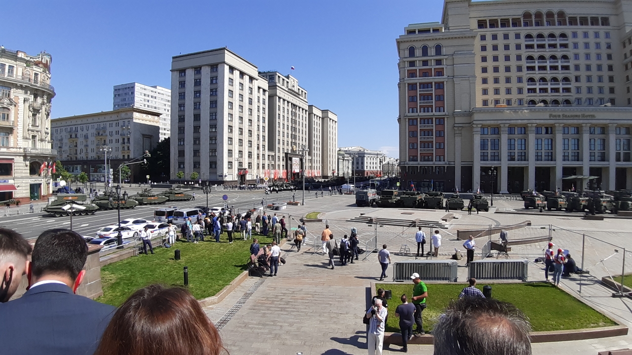 «ЭкоГрад» побывал сегодня на Красной площади перед началом Парада Победы - фото 14