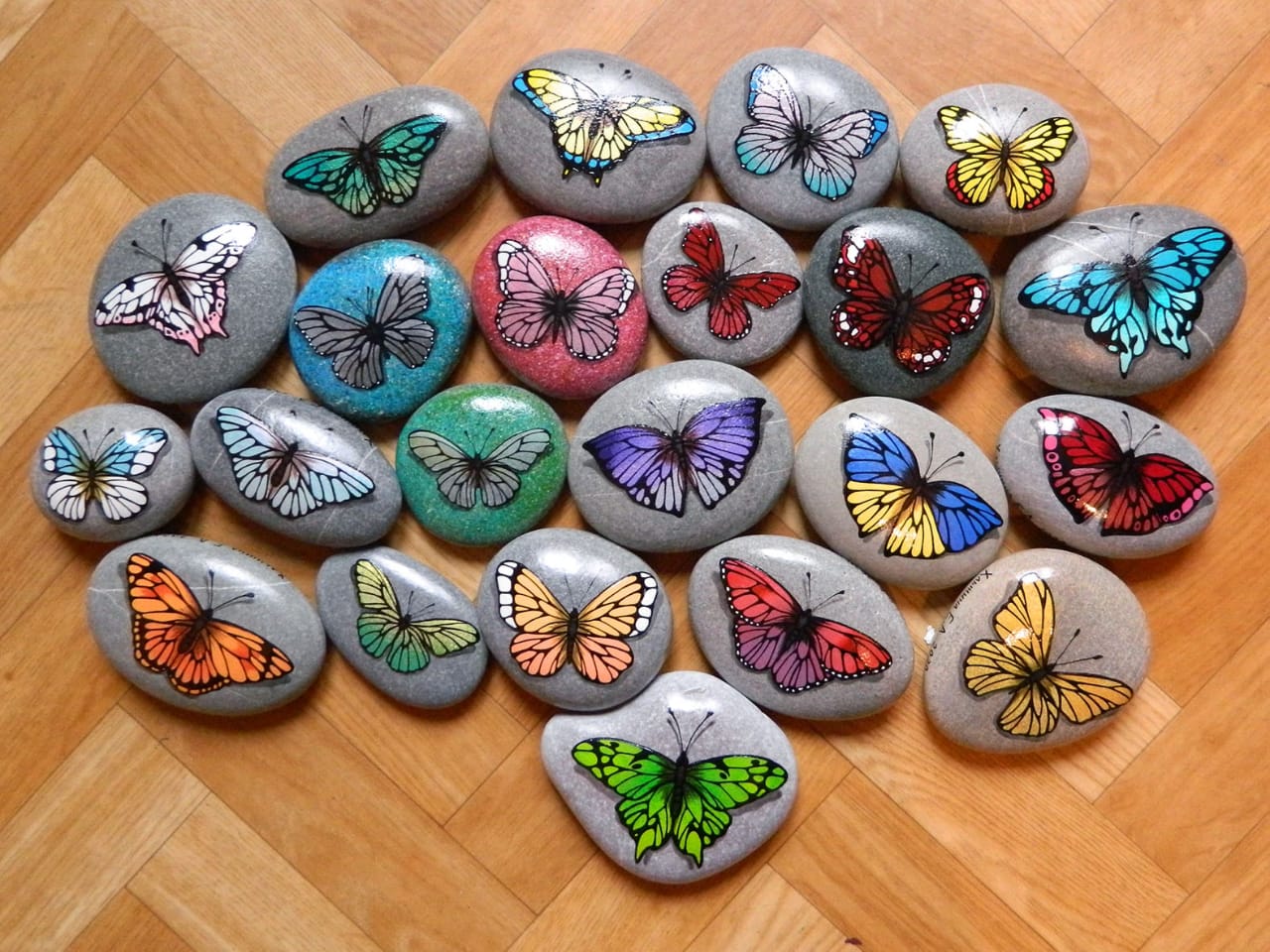 Квест «Камни удачи»: в Измайловском лесопарке поселятся «радужные бабочки» - фото 1