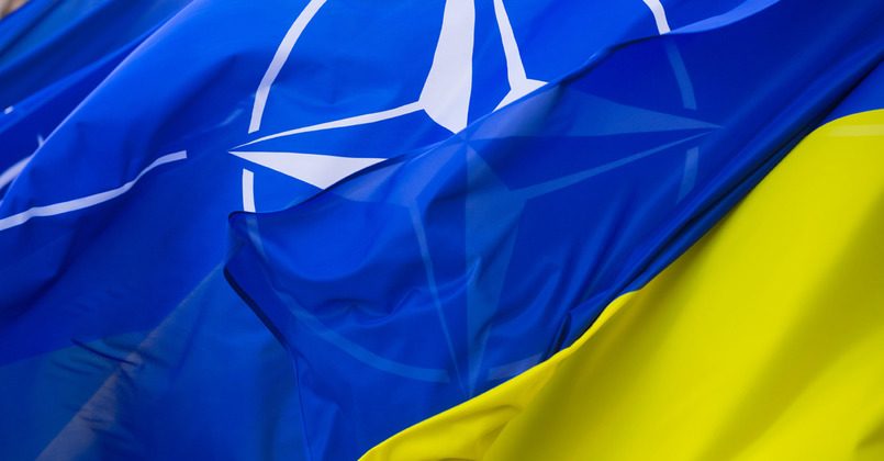 На Украине вознамерились получить от НАТО компенсацию в 0 млрд - фото 1