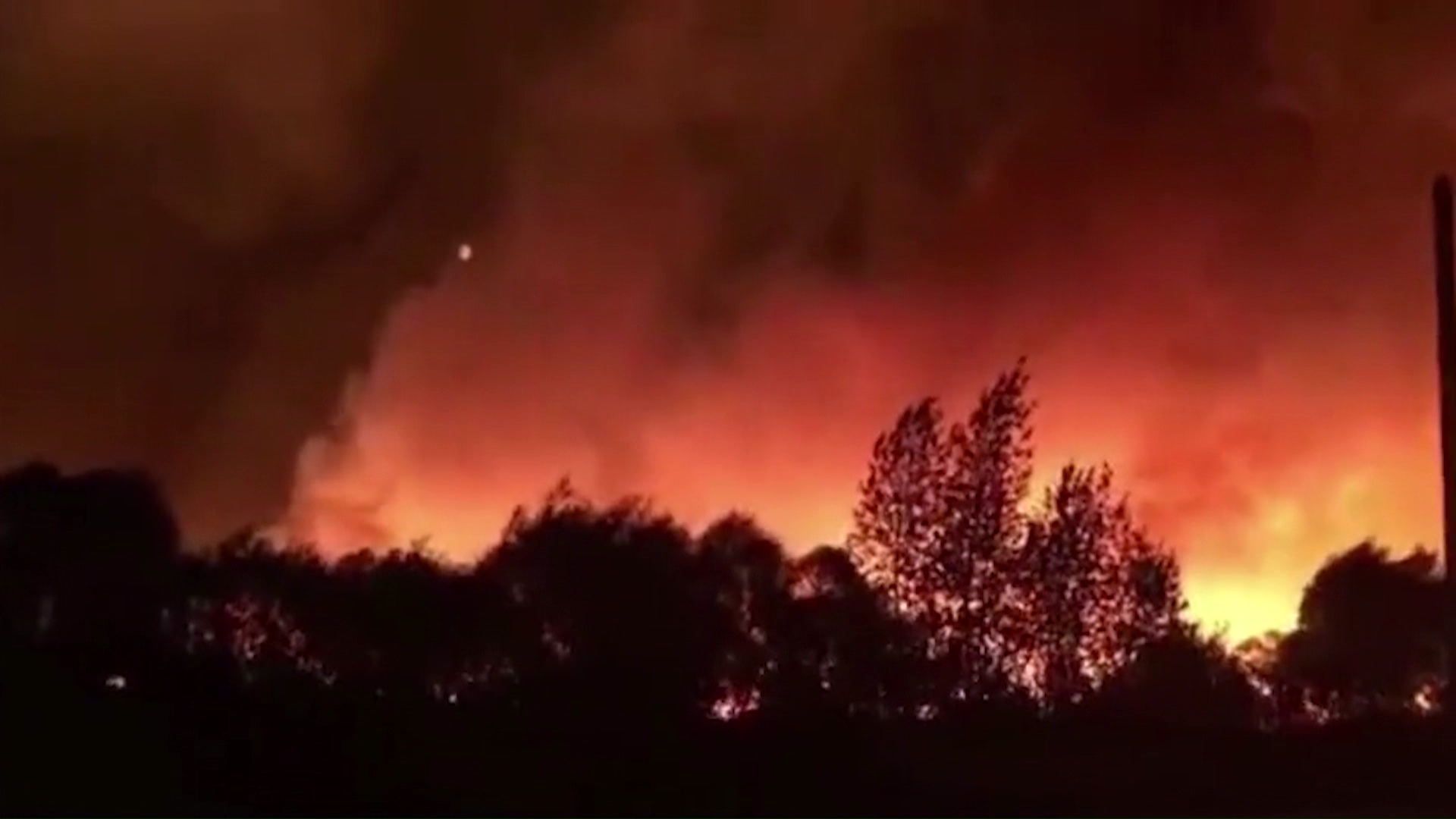 Огненное бедствие в центре России - фото 1