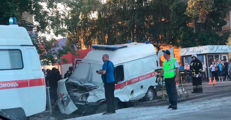 В Моршанске Тамбовской области произошло ДТП с участием «Скорой» и гибелью фельдшера (фото, видео) - фото 1