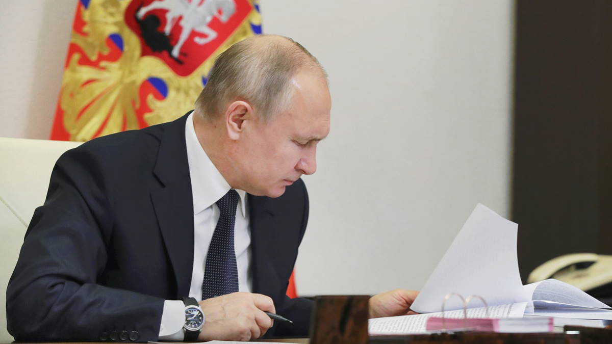 Путин подписал указ о порядке исполнения обязательств перед рядом зарубежных кредиторов - фото 1