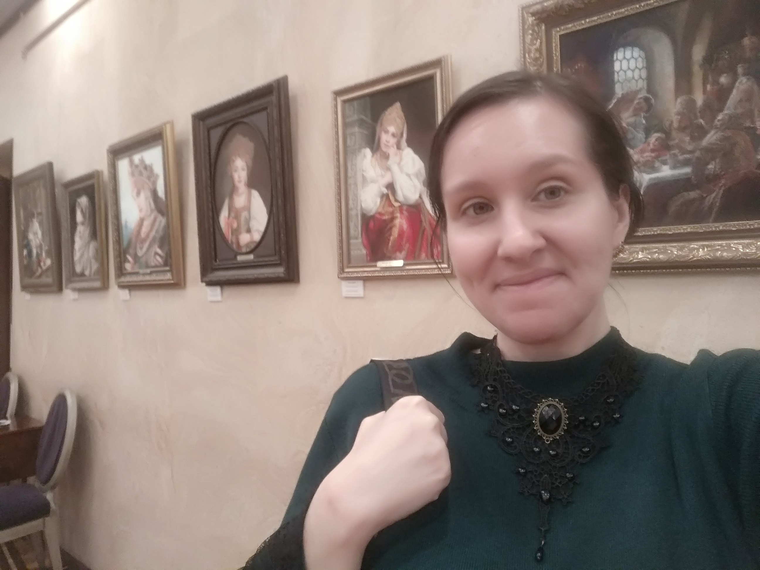 Выставка в Государственном Кремлевском Дворце пополнилась новыми картинами  - фото 11