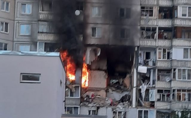 В Ярославле в жилом доме произошел взрыв газа, есть пострадавшие - фото 1