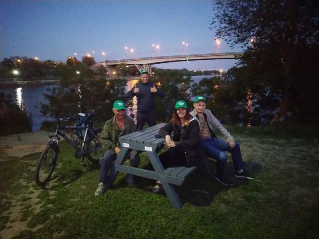 Мы ставим скамейки и велопрарковки в Волгограде... - фото 3