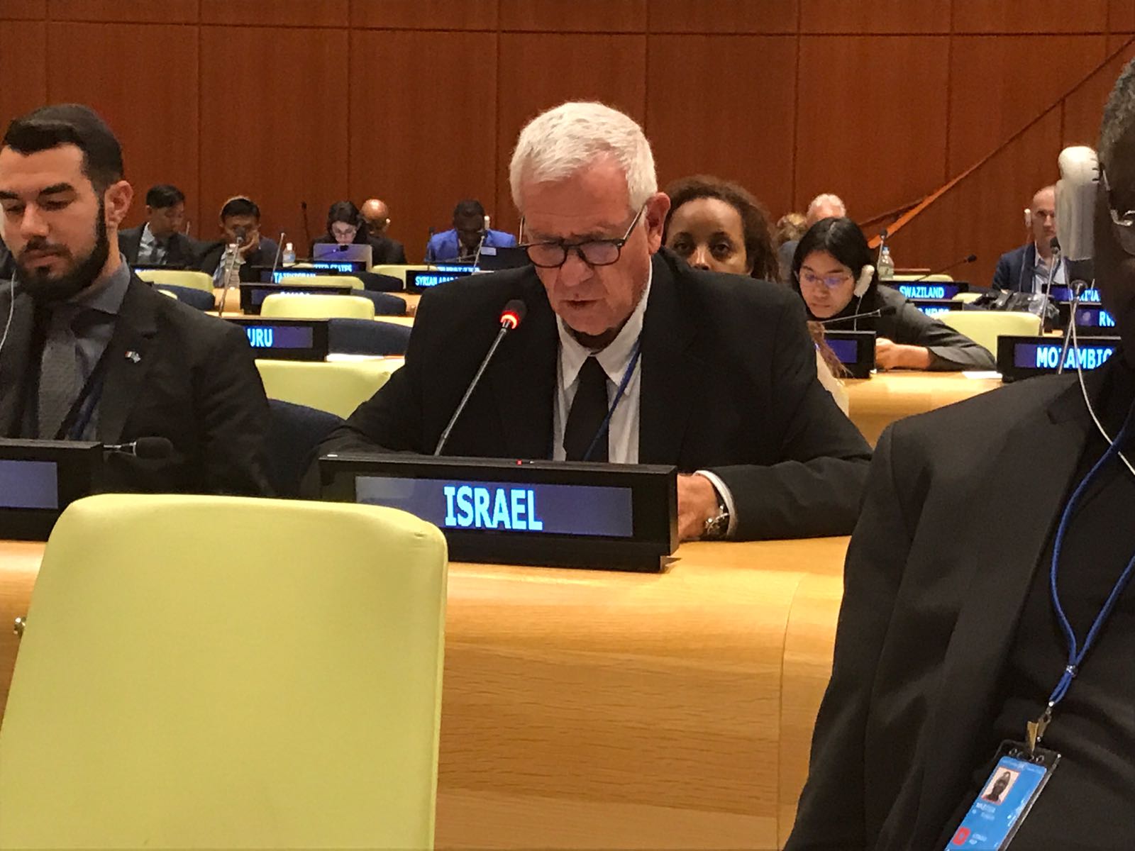 В ООН встретили аплодисментами представителя Израиля - фото 1