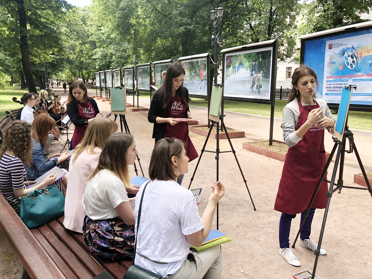 25 июня на Гоголевском бульваре открылась фотовыставка о природных территориях Москвы - фото 3