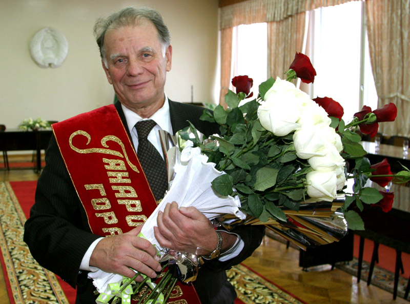 В возрасте 88 лет скончался Жорес Алферов - фото 5