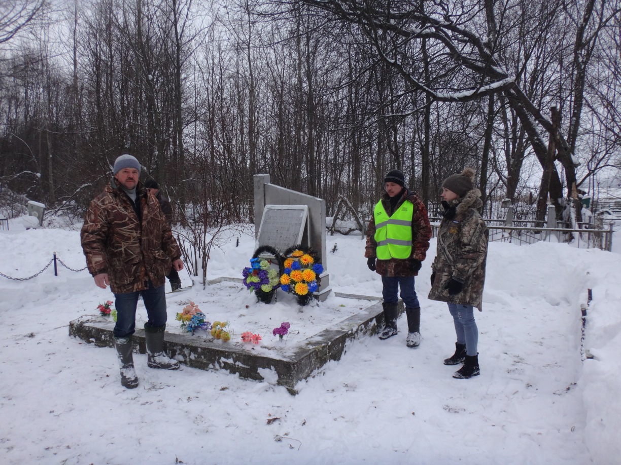 Ярославские лесники почтили память жертв блокады Ленинграда - фото 1