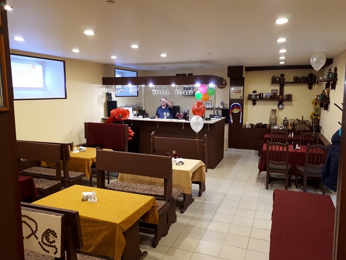 В Петербурге открылось кафе с бесплатными обедами для пожилых людей - фото 4