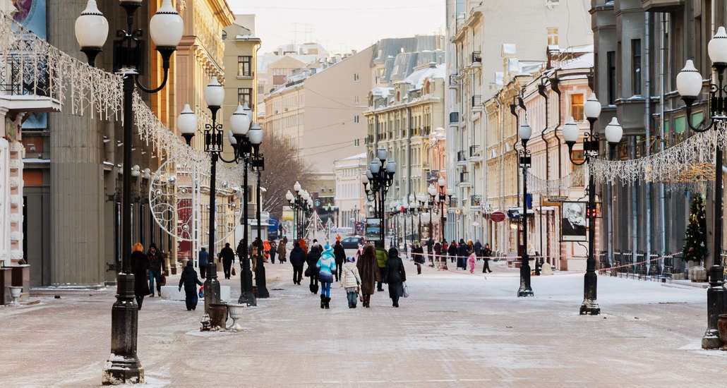Russian-Winter-Moscow-Arbat-Street-1
