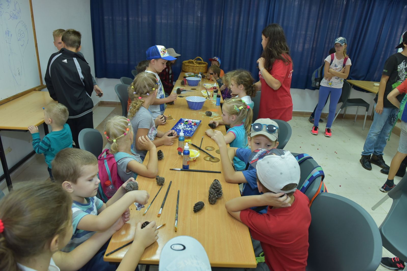 Около тысячи детей из 20 городов Израиля были гостями ЕНФ-ККЛ в праздничную неделю Суккот - фото 1