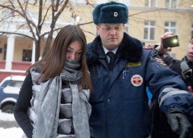 Мара Багдасарян - зеркало молодёжного протеста в России   - фото 21