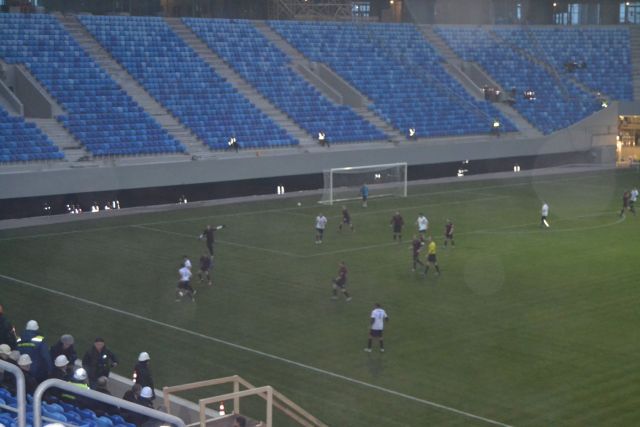 Первый матч на стадионе "Зенит-Арена". Команда подрядчиков выиграла у «Метростроя» со счётом 6:2 - фото 59