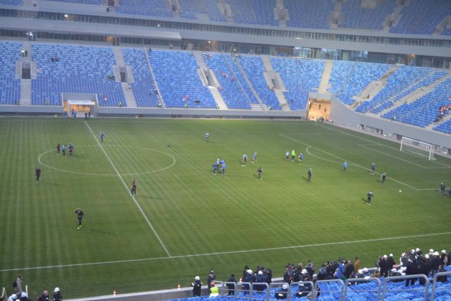Первый матч на стадионе "Зенит-Арена". Команда подрядчиков выиграла у «Метростроя» со счётом 6:2 - фото 60