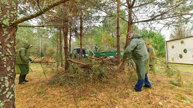 Волонтёры JTI Россия провели экологическую акцию и оценили итоги проекта по развитию «Смоленского Поозерья» - фото 1