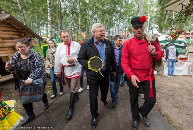 Николай Петрунин: Спешу поделиться... VIII Международный фестиваль-конкурс «Праздник топора» - фото 10