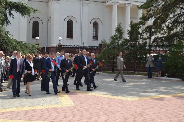 Церемония возложения цветов к мемориалу «Танк Т – 34». Симфорополь - фото 25