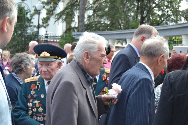 Церемония возложения цветов к мемориалу «Танк Т – 34». Симфорополь - фото 38