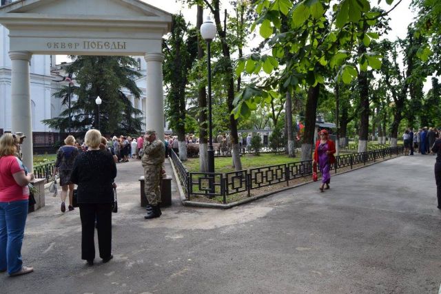 Церемония возложения цветов к мемориалу «Танк Т – 34». Симфорополь - фото 43