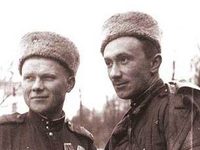 Артист и солдат Алексей Смирнов. Они не боялись смотреть на небо - фото 19