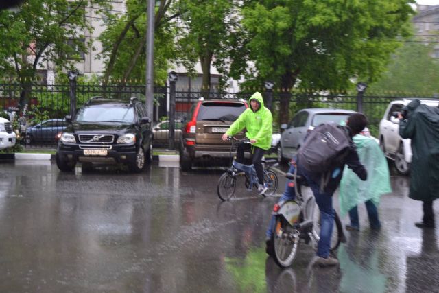 Веломобили нужны для того, чтобы велосипедиста защитить от дождя - фото 13