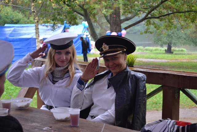 Кузьминский парк отметил Всемирный день моря парадом кораблей  - фото 1