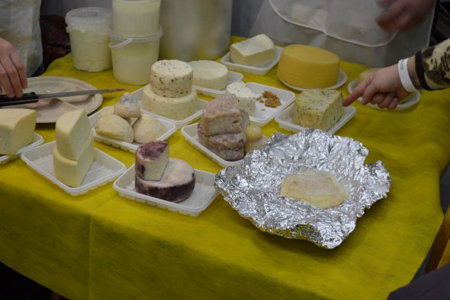 Сколько может кататься сыр в масле, если санкции - фото 24