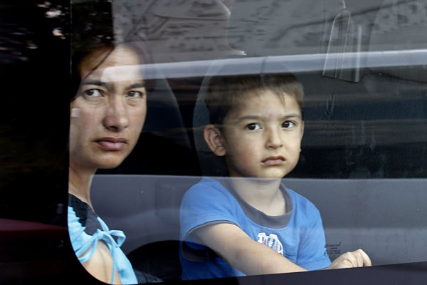 Беженцев Донбасса хотят выселять через суд - фото 1