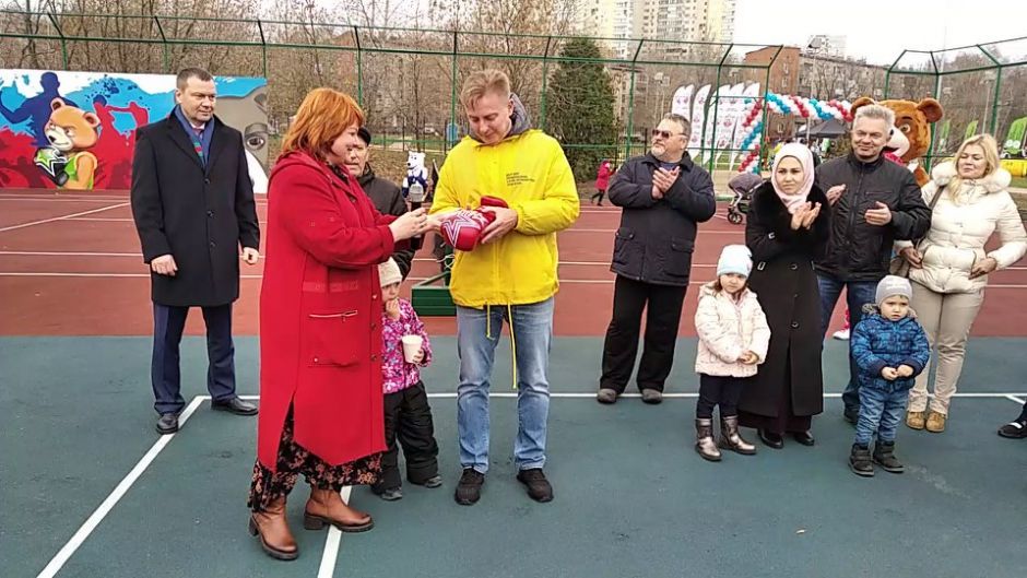 Антон Кульбачевский и Татьяна Кириенко открыли спортивную площадку в ПЗ «Сетунь» - фото 3
