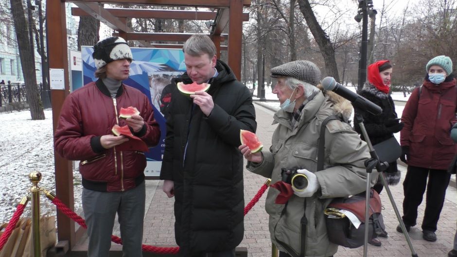 В Москве на Страстном бульваре открылась фотовыставка "Лица Арктики" о жизни в Заполярье - фото 5