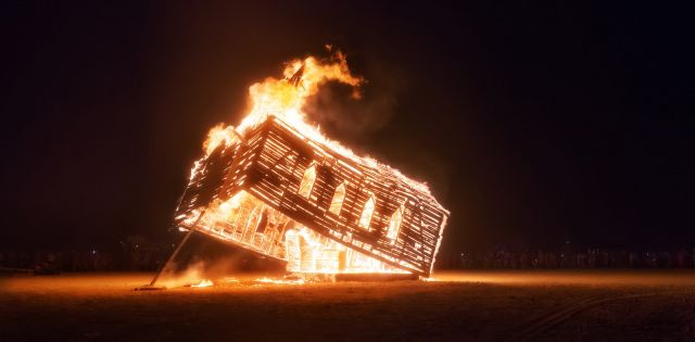 Вечный Огонь. Burning Man в стране пустынного сюра - фото 77