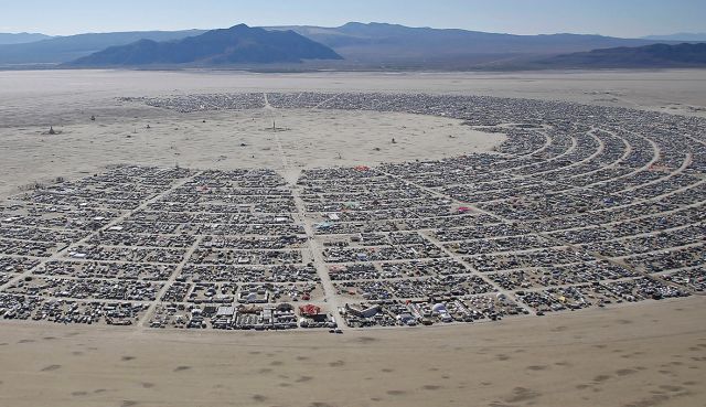 Вечный Огонь. Burning Man в стране пустынного сюра - фото 63