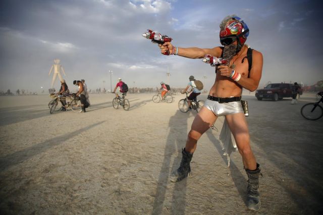 Вечный Огонь. Burning Man в стране пустынного сюра - фото 81