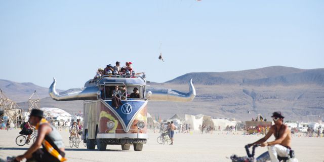 Вечный Огонь. Burning Man в стране пустынного сюра - фото 83