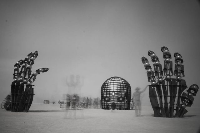 Аутодафе-драйв во славу свободы. Юбилей Burning Man - фото 23